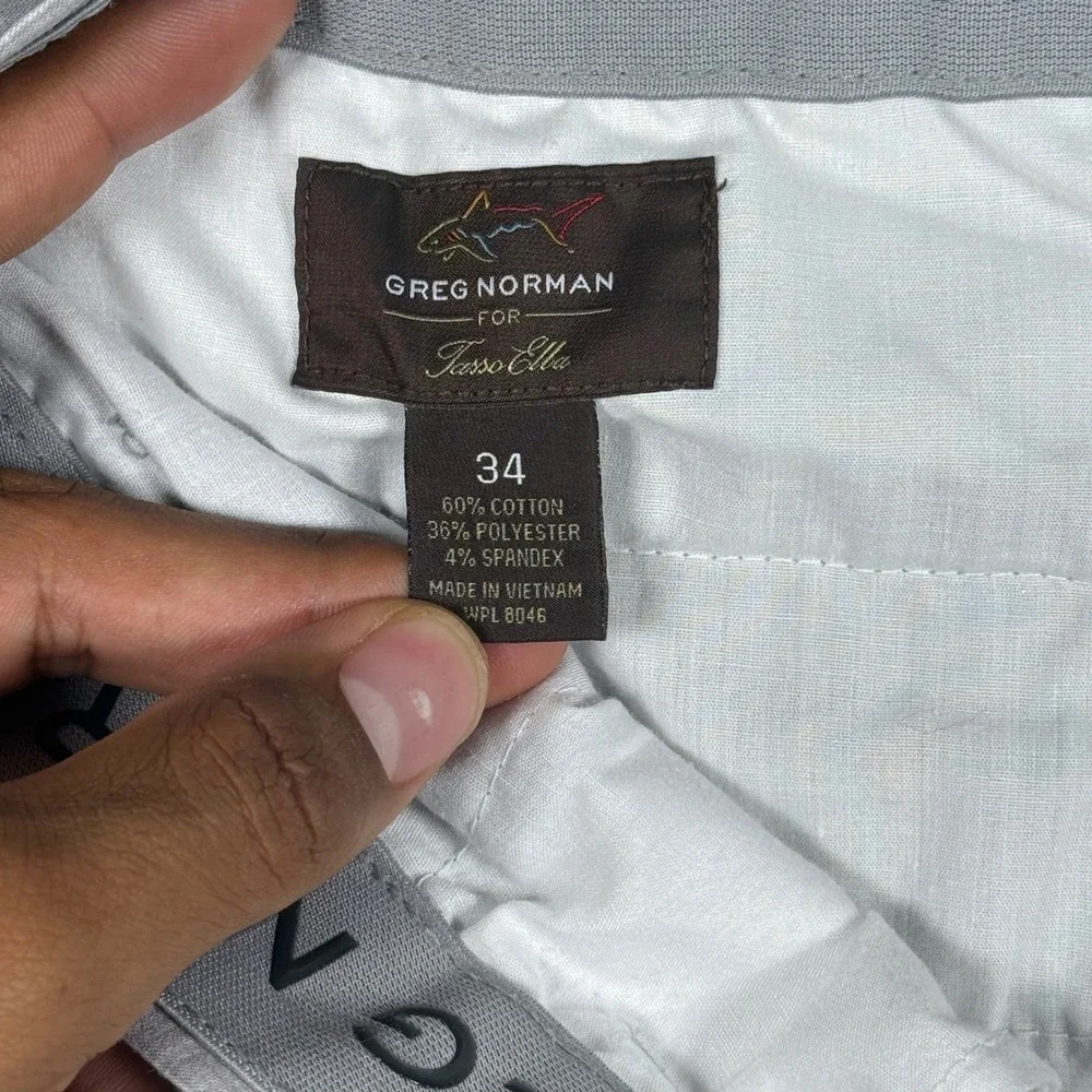 Greg Norman Tasso Elba Mens Gray Plaid Golf Shorts Size 34 Stretch Flat Front